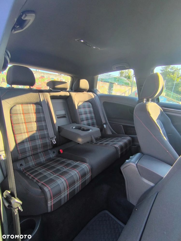Volkswagen Golf VII 2.0 TSI BMT GTI - 11