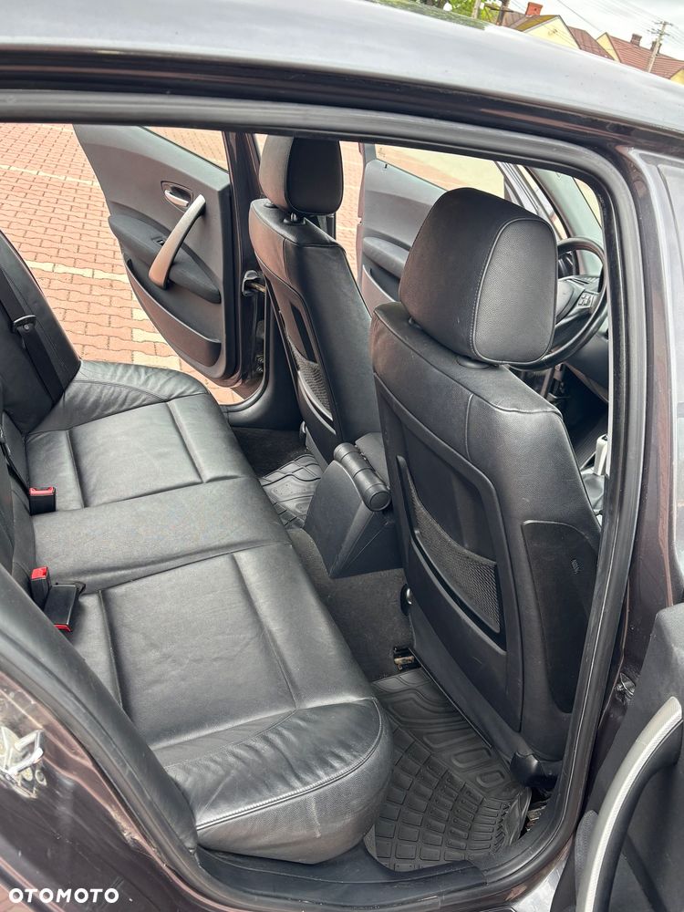 BMW Seria 1 - 10