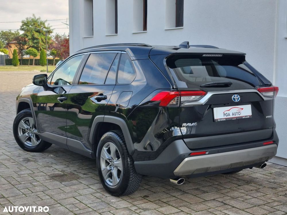 Toyota RAV4 - 4