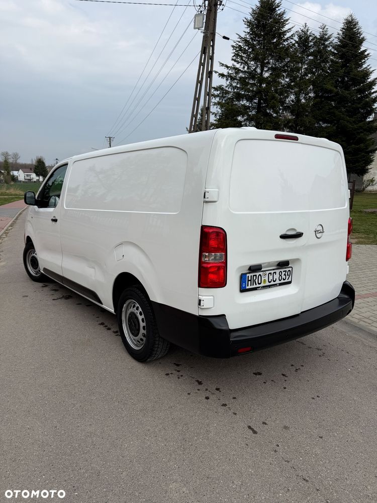 Opel Vivaro - 8