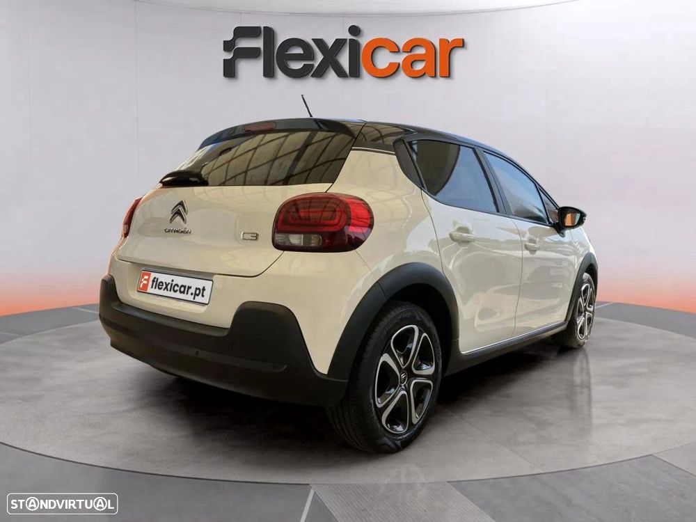 Citroën C3 1.2 PureTech Shine - 3