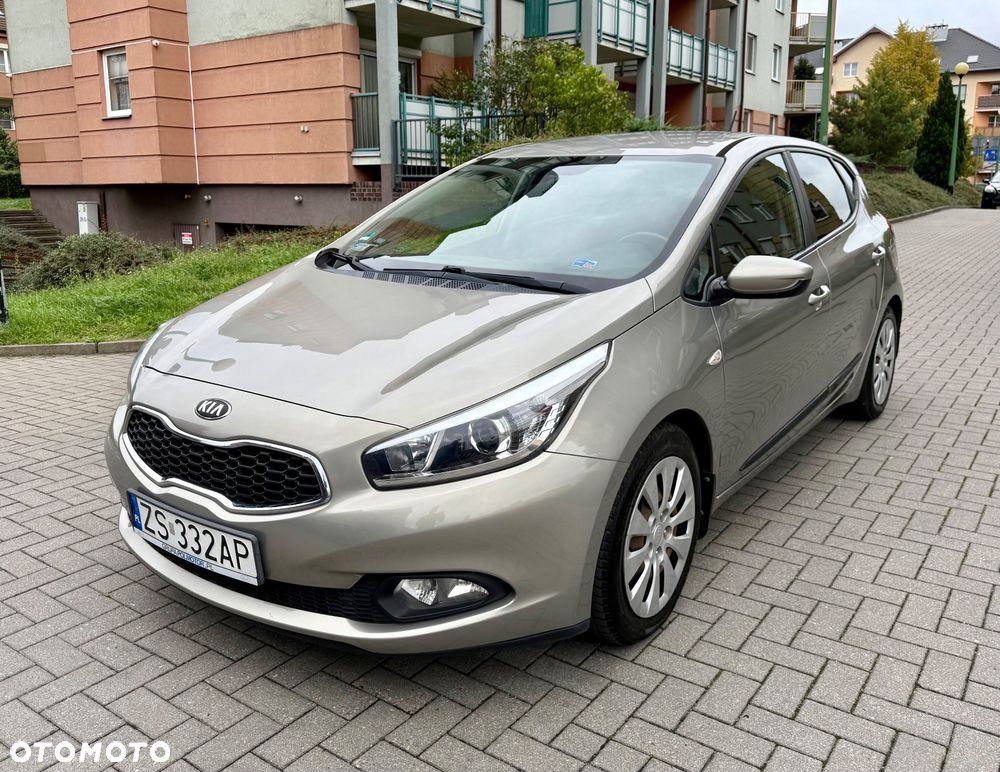 Kia Ceed Cee'd 1.4 M - 12