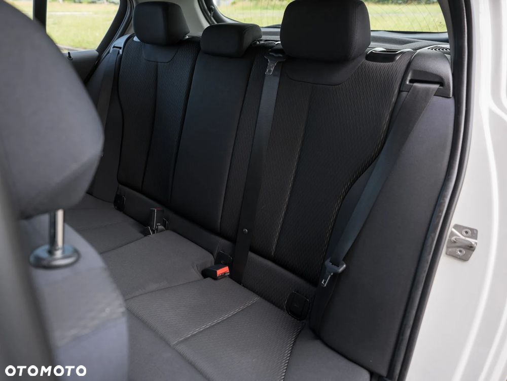 BMW Seria 1 - 28