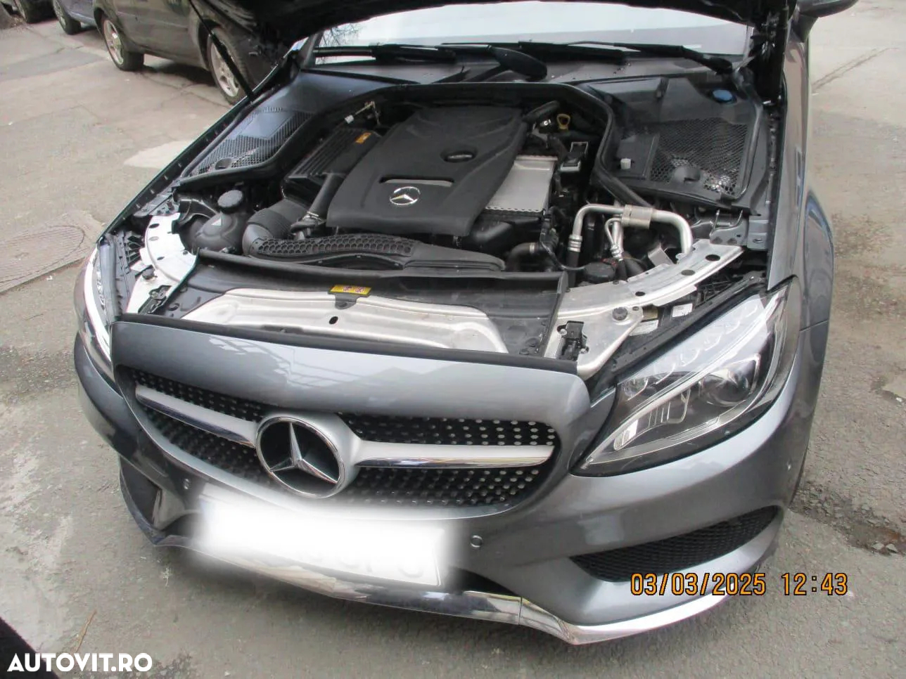 Mercedes-Benz C 200 Coupe AMG Line - 6
