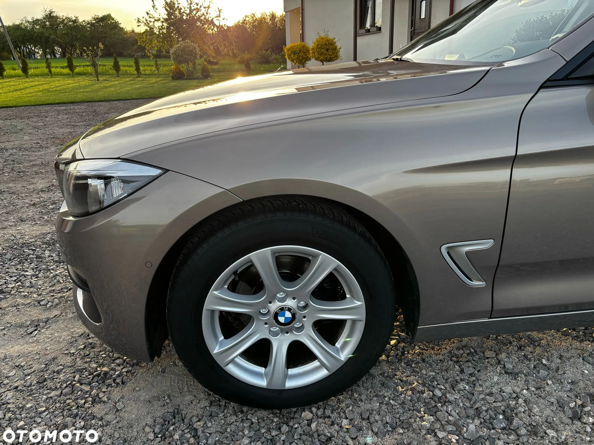 BMW 3GT 318d GT Sport Line - 27