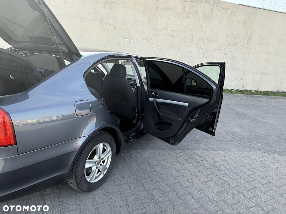 Skoda Octavia 1.8 TSI Ambition - 19