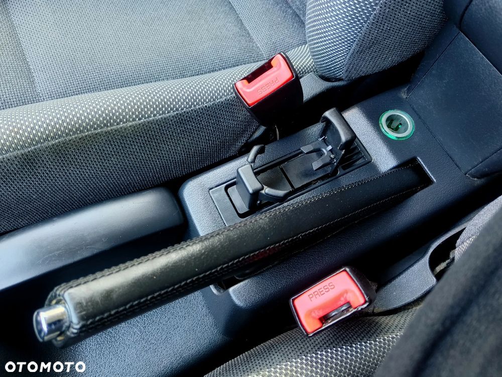 Skoda Octavia 2.0 Combi Selection - 15