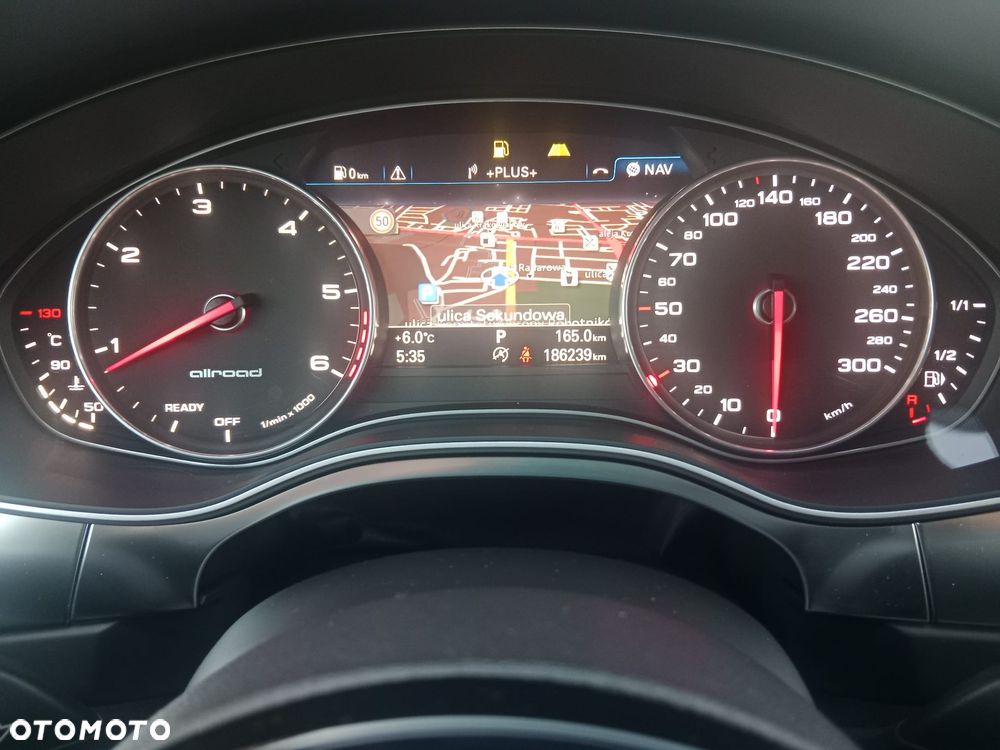 Audi A6 Allroad - 30