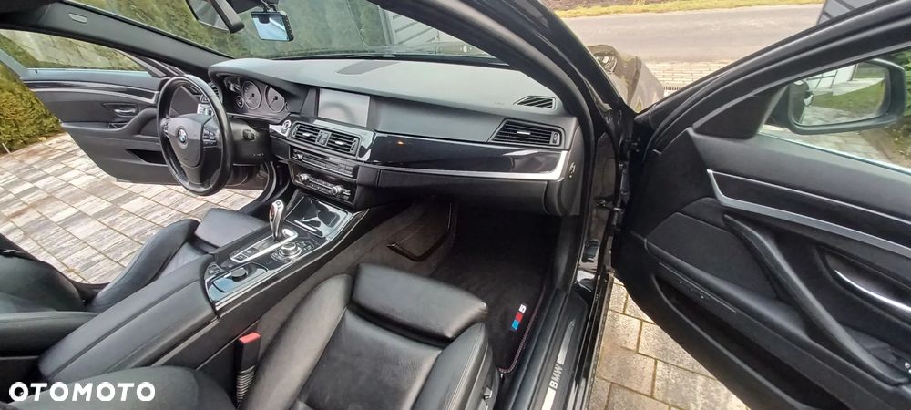 BMW Seria 5 520d - 13