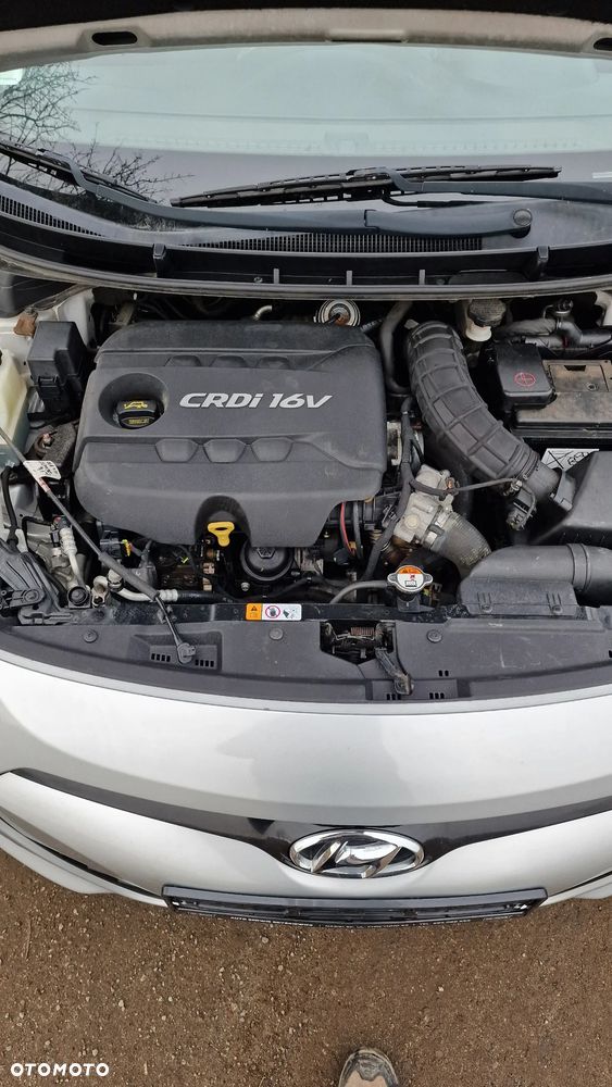 Hyundai i30 blue 1.6 CRDi Classic - 13