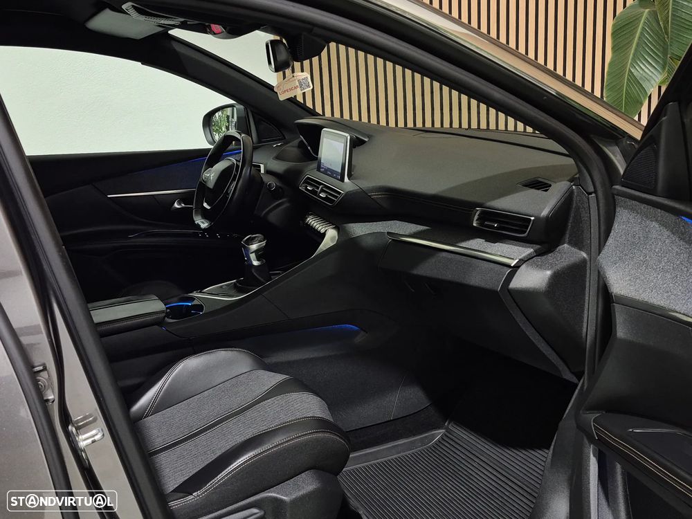 Peugeot 5008 1.6 BlueHDi GT Line - 34