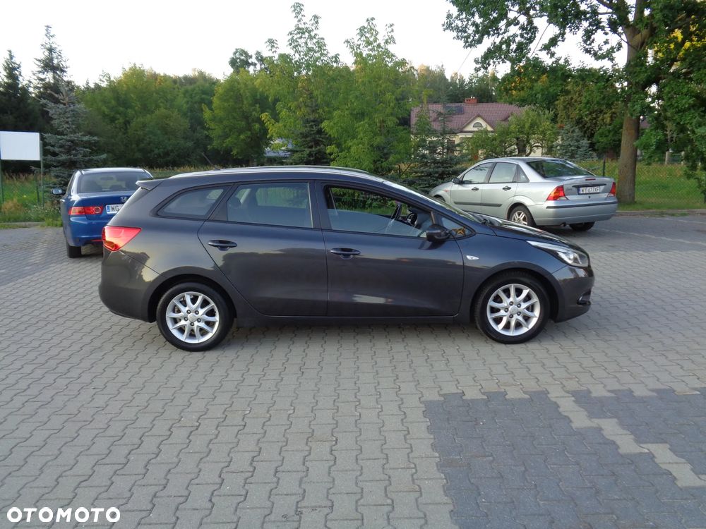 Kia Ceed 1.6 GDI Platinum Edition - 14