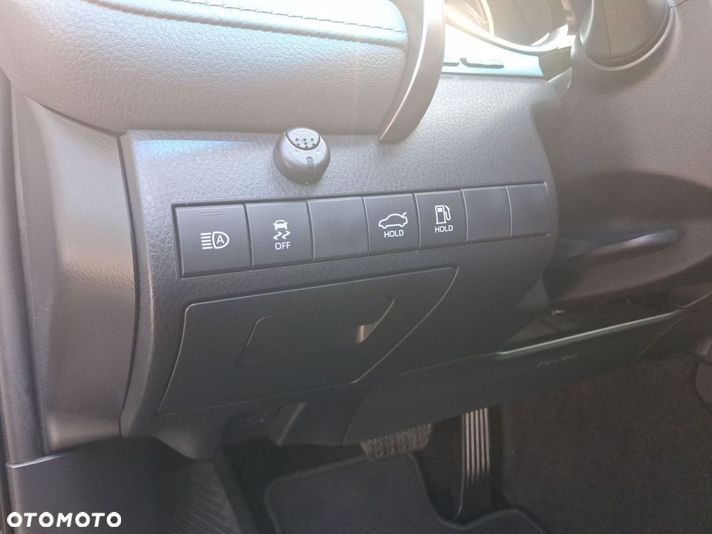 Toyota Camry 2.5 Hybrid Comfort CVT - 19