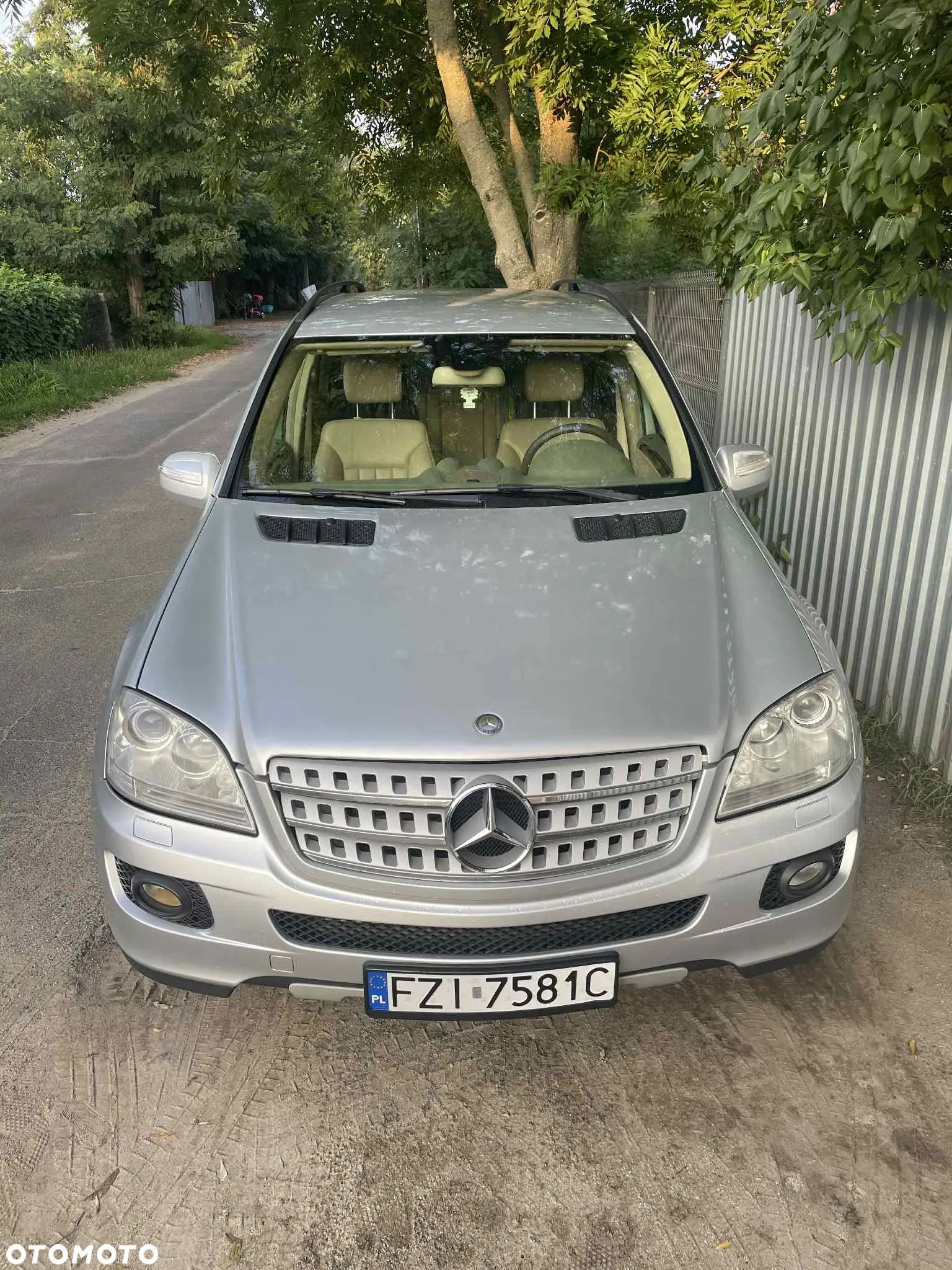 Mercedes-Benz ML - 1