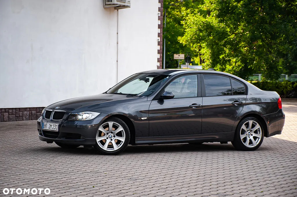 BMW Seria 3 320i - 17