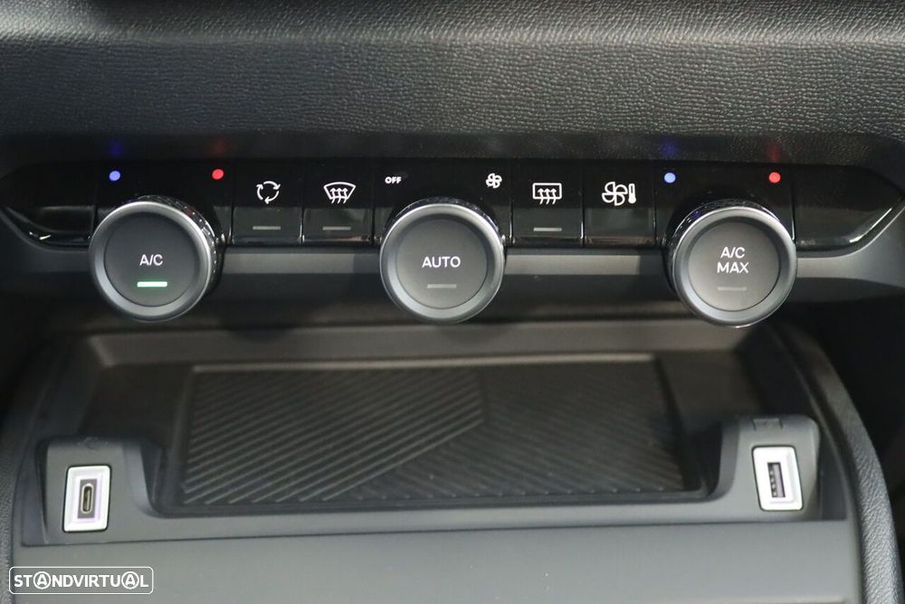 Citroën e-C4 54 kWh Autonomia Alargada Plus - 16