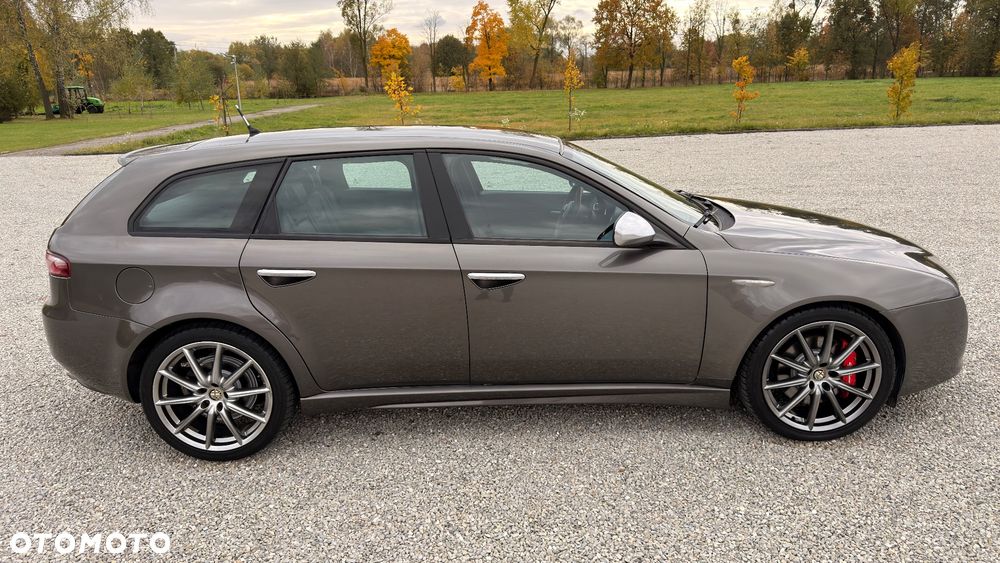 Alfa Romeo 159 1.9 JTDM 16V DPF ti - 12