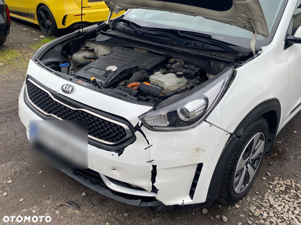 Kia Niro 1.6 GDI Hybrid L - 6