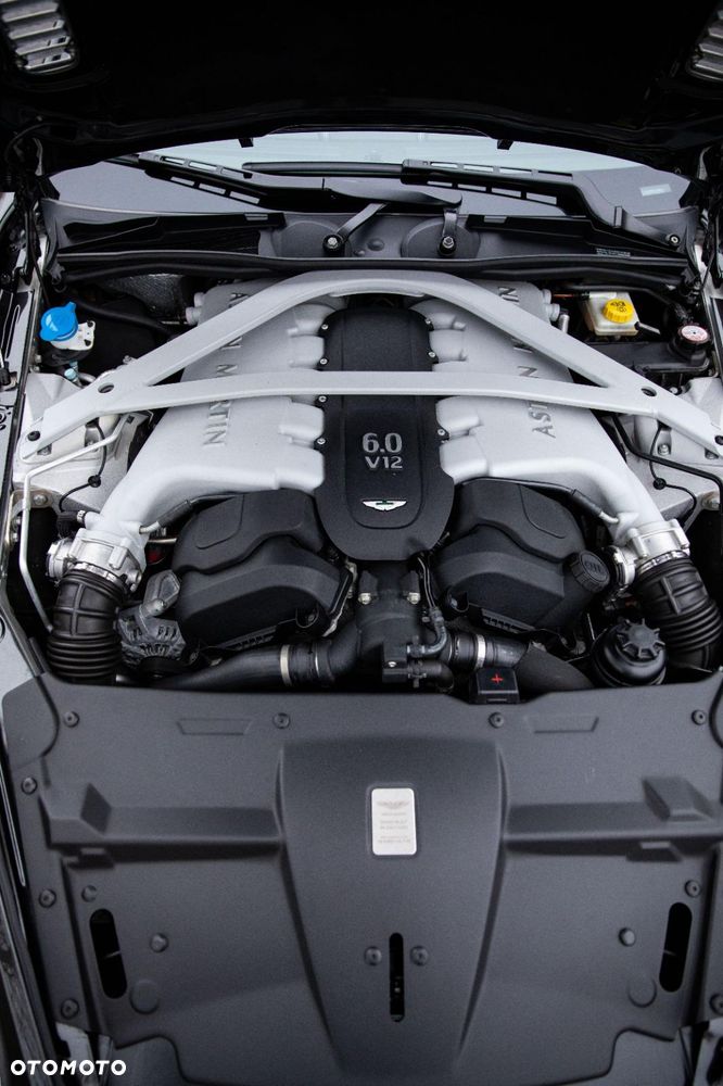 Aston Martin DB9 Touchtronic - 31