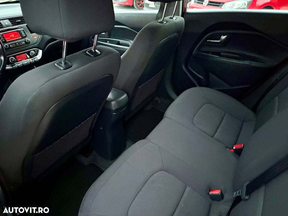 Kia Rio 1.4 CRDI Platinum Edition - 9