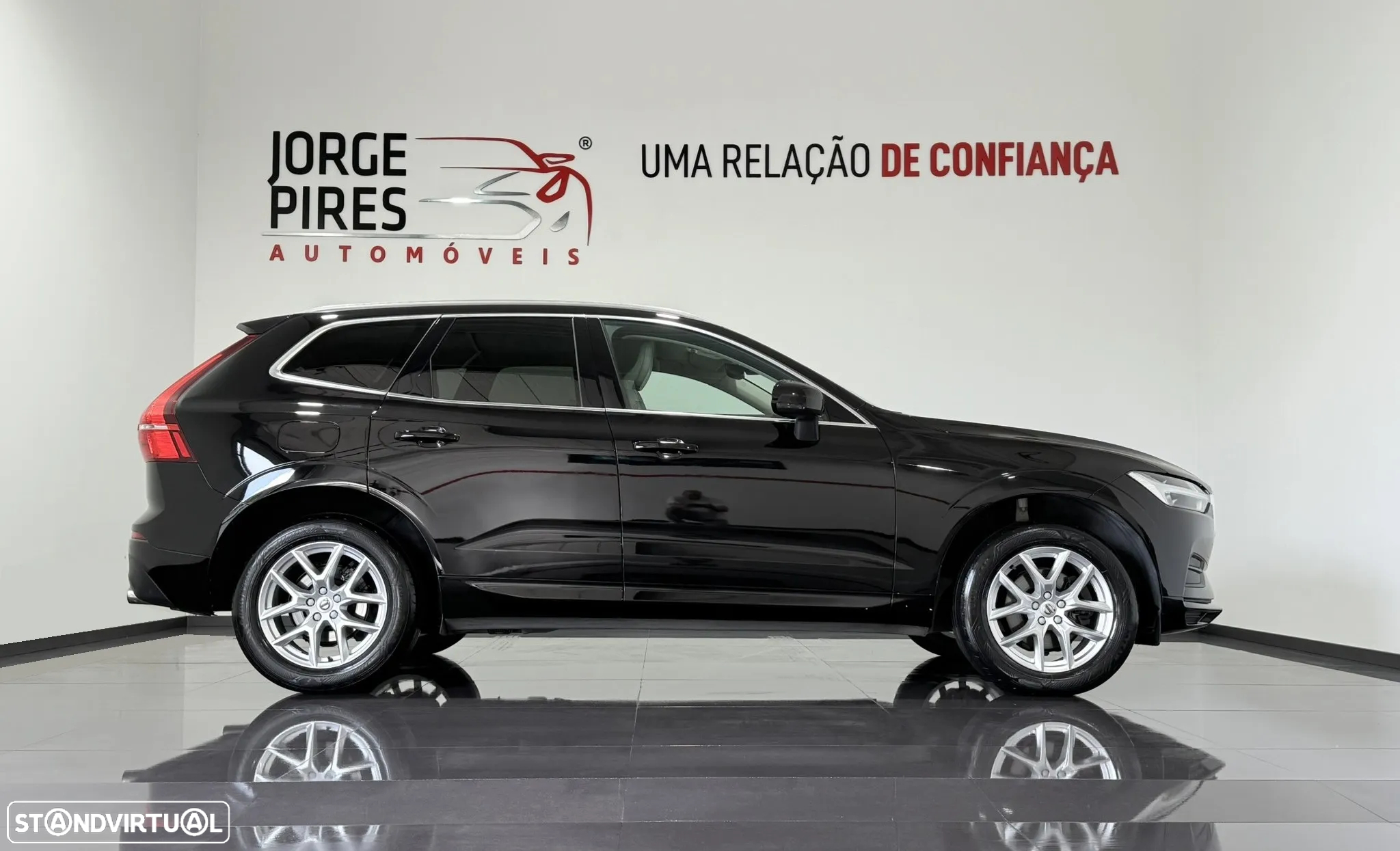 Volvo XC 60 2.0 D4 Momentum Plus - 3