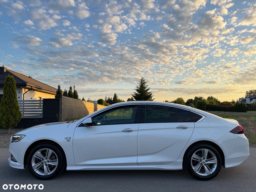 Opel Insignia - 2