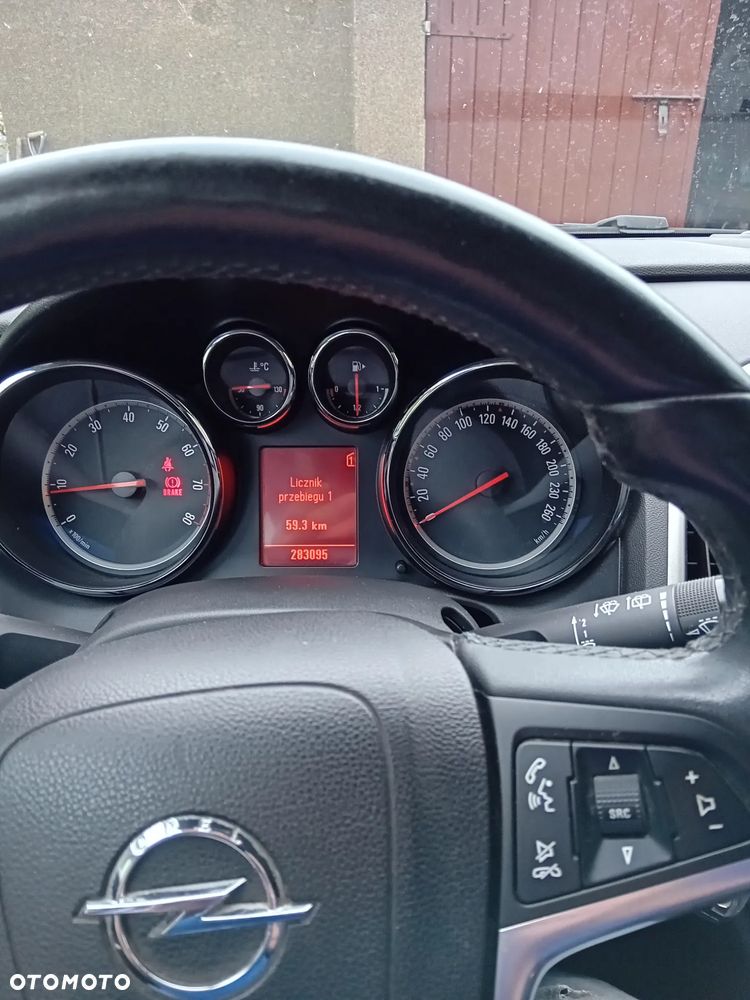 Opel Astra 1.4 T Sport - 8