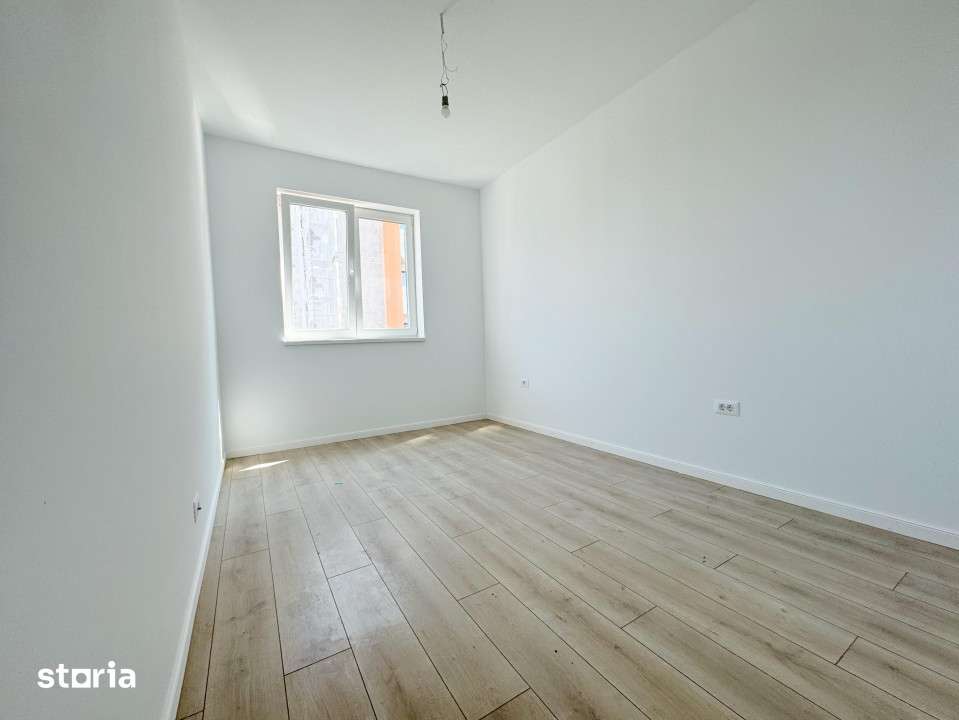 Penthouse 3 camere, decomandat, 80 mp utili,toate utilitatile-Aradului — fotografia 3