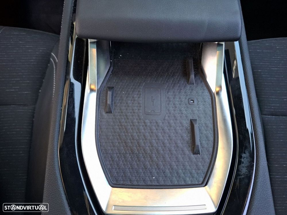 Renault Austral 1.2 E-Tech Techno - 24