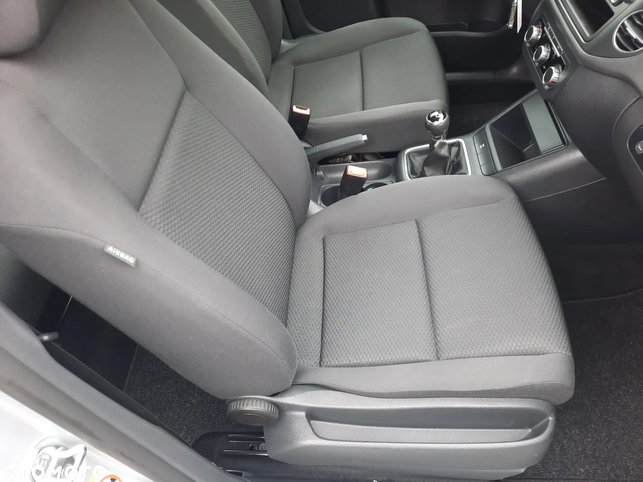Volkswagen Golf 1.4 Comfortline - 12