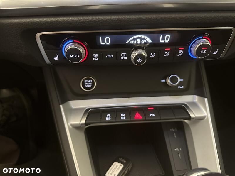 Audi Q3 35 TFSI S tronic - 17