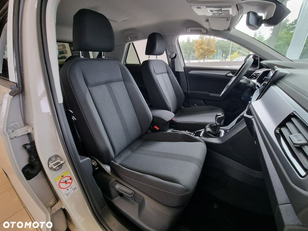 Volkswagen T-Roc - 12