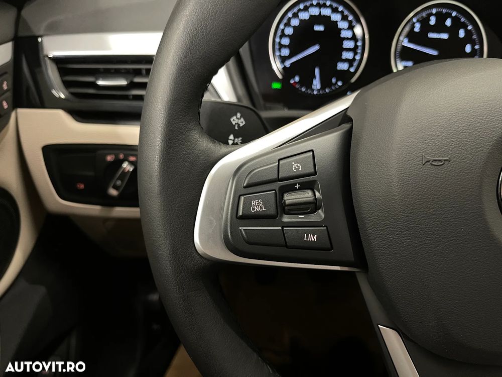 BMW X1 sDrive18i - 22