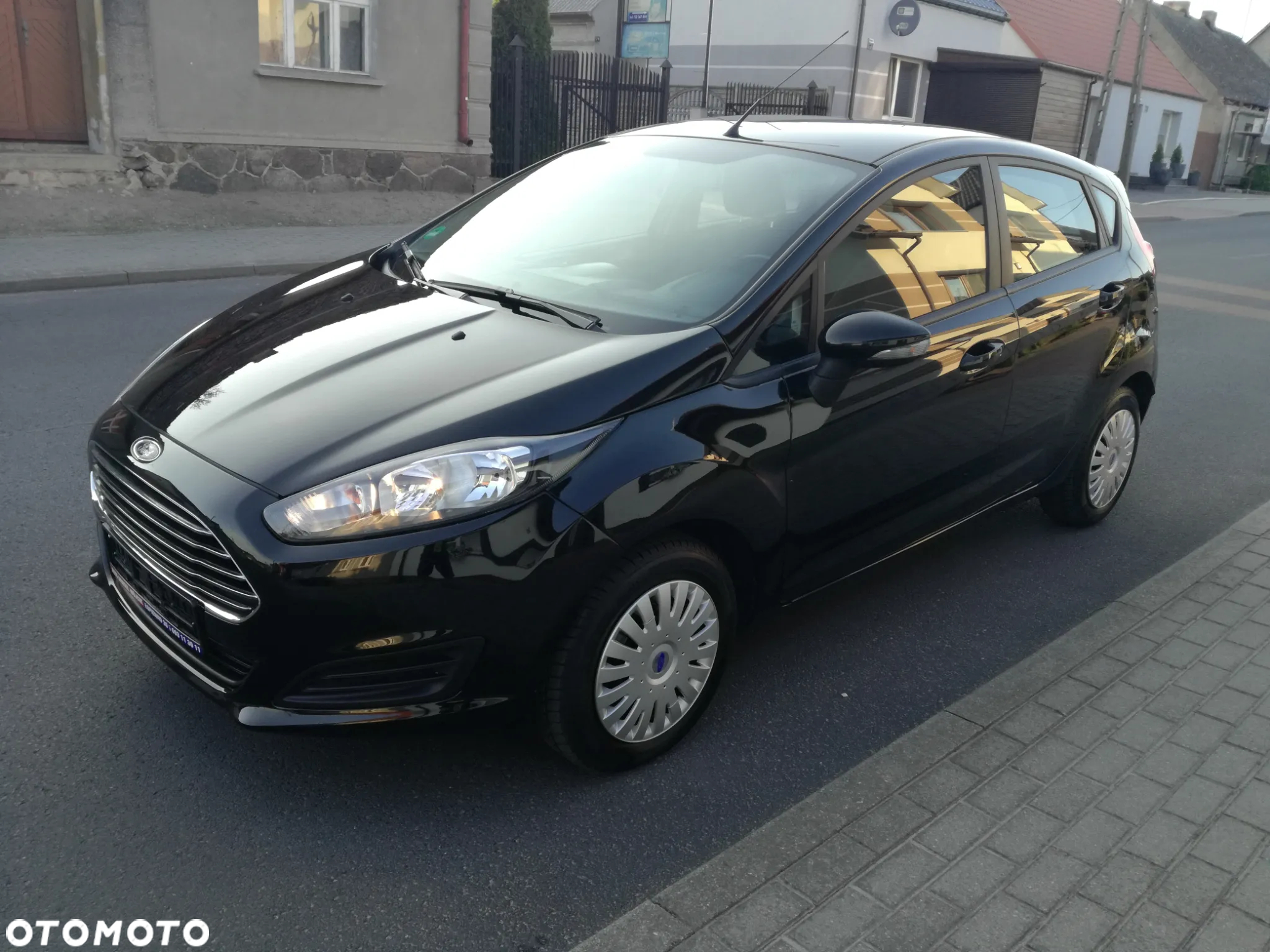 Ford Fiesta 1.25 Celebration - 3
