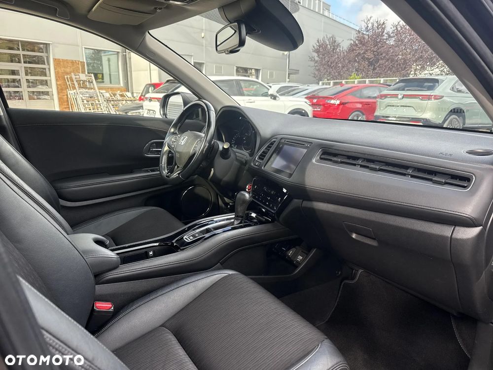 Honda HR-V 1.5 Executive (ADAS) CVT - 17