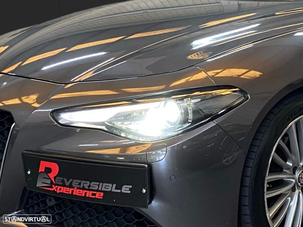 Alfa Romeo Giulia 2.2 D Super AT8 - 6
