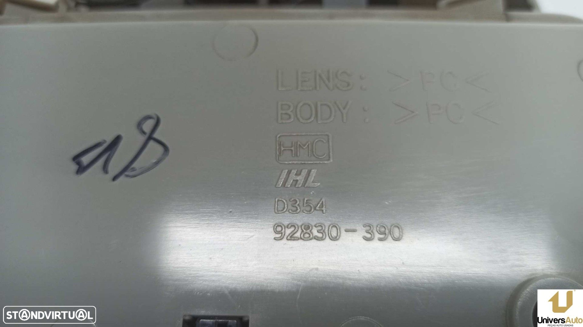 LUZ INTERIOR HYUNDAI SANTA FE (SM) 2.0 GLS CRDI - 12