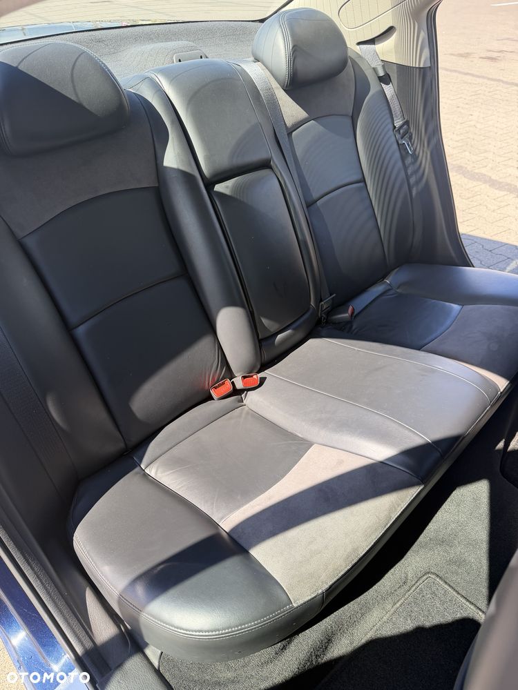 Chrysler Sebring 2.7 LX - 12