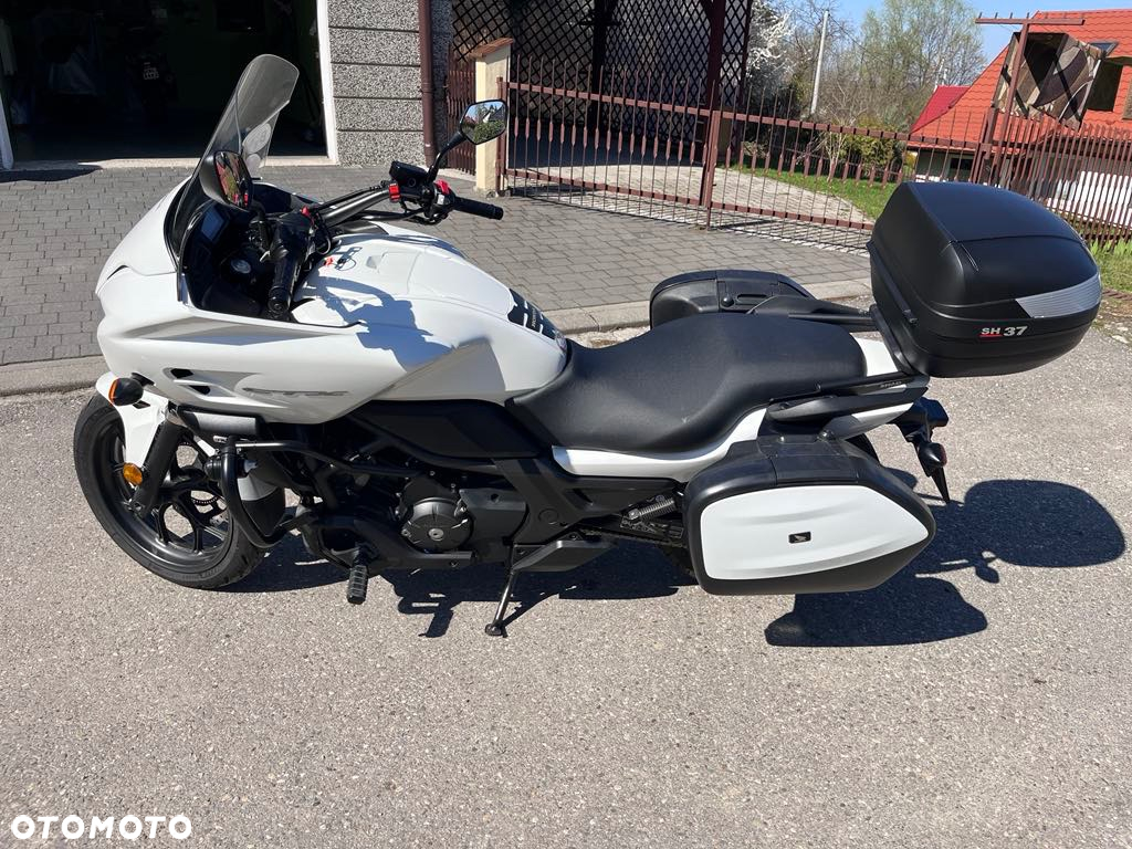 Honda CTX - 11