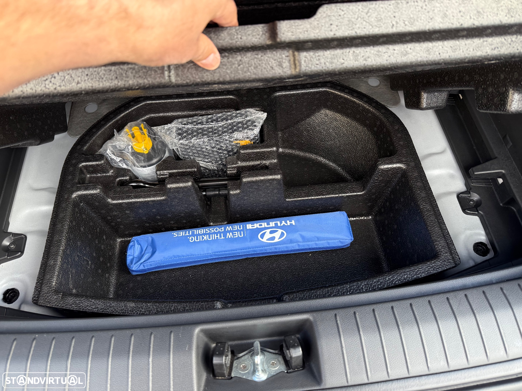 Hyundai Kauai EV 39 kWh Premium - 17