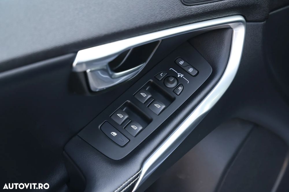 Volvo V40 D2 RDesign - 25