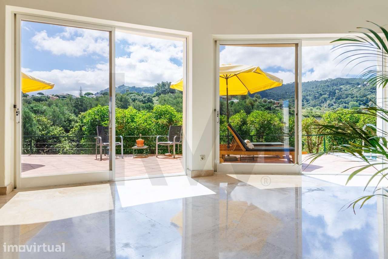 Quinta T5 térrea com piscina e vista para o Palácio da Pena | Galamare - Grande imagem: 4/60
