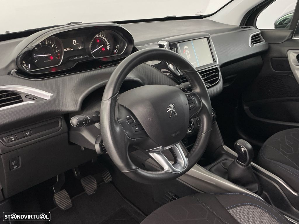 Peugeot 2008 1.2 PureTech Style - 17