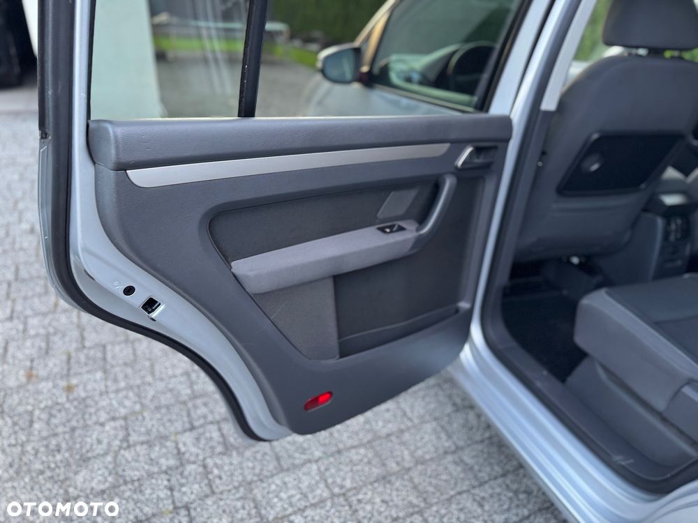 Volkswagen Touran 2.0 TDI DPF Freestyle - 18