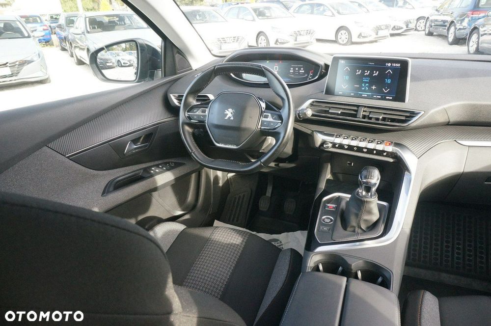 Peugeot 3008 1.2 PureTech Active Pack S&S - 15