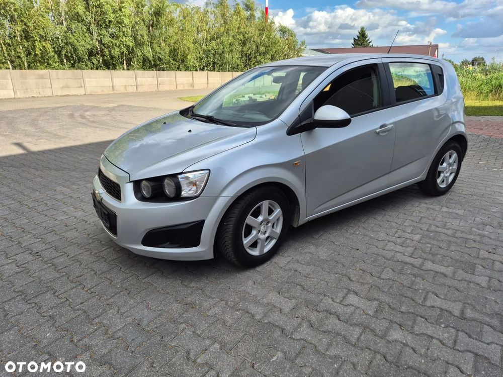Chevrolet Aveo - 2