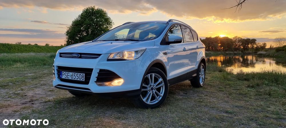 Ford Kuga 1.5 EcoBoost 2x4 Titanium - 1