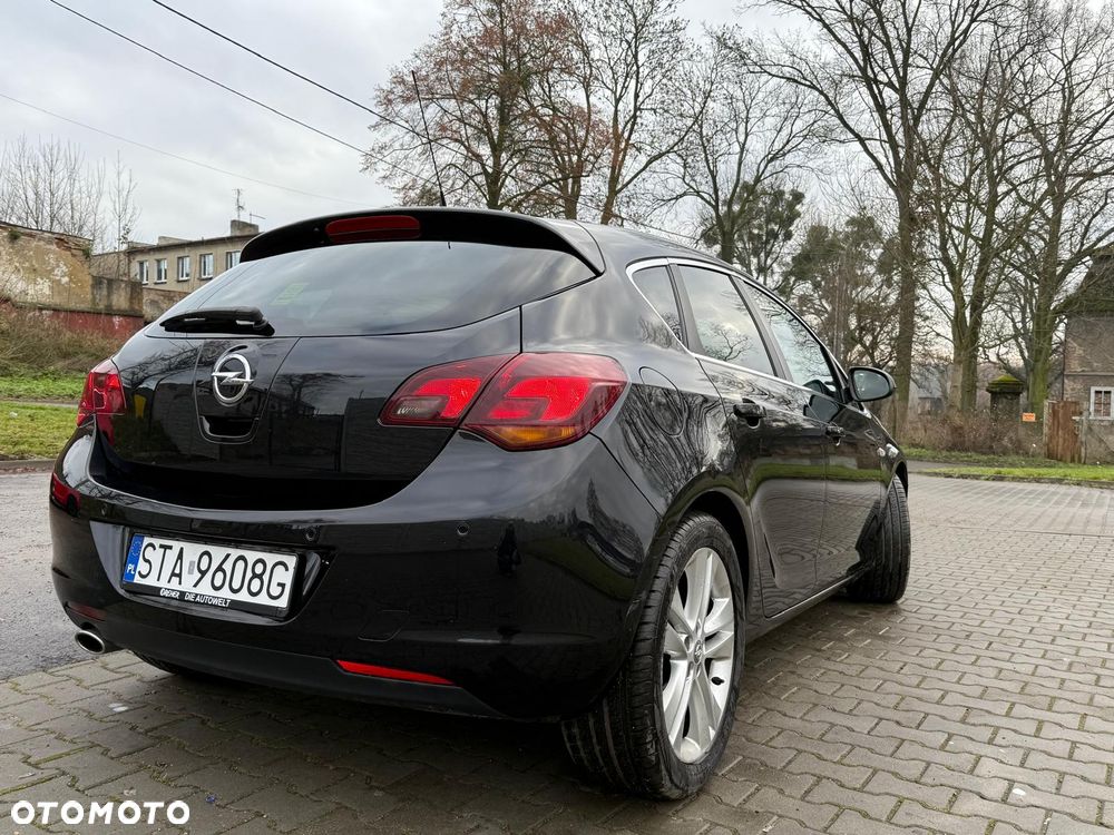 Opel Astra 1.4 Turbo Cosmo - 5