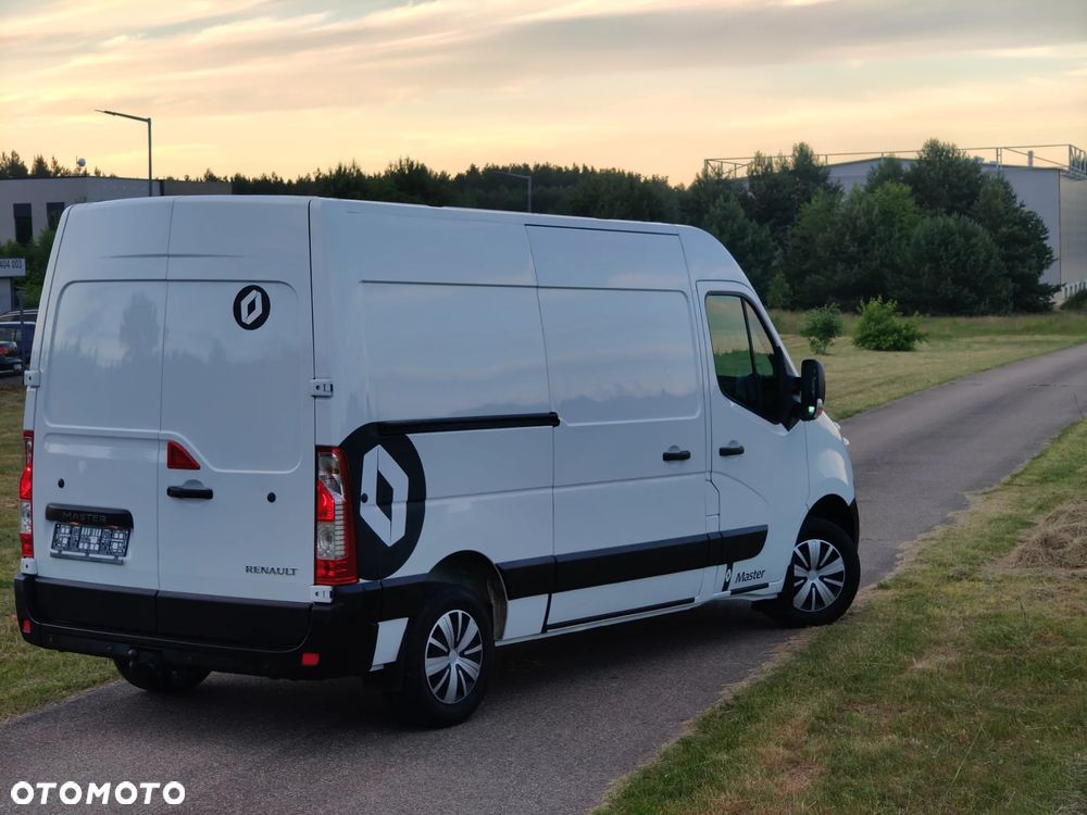 Renault Master - 18