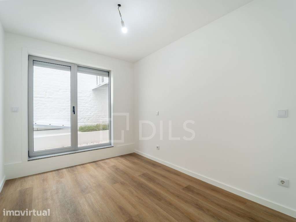 Moradia triplex T3+1 com varanda e garagem no centro - Grande imagem: 5/32